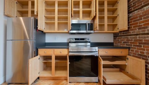 130 Main St APT 2D