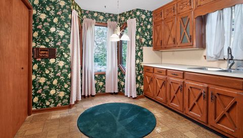 612 Tom Smith Rd SW
