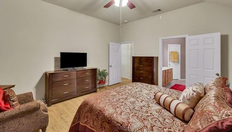1149 Four Seasons Farm DR
