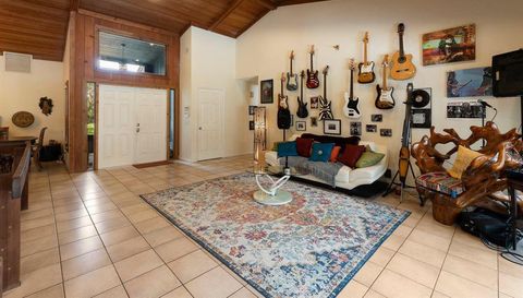 9034 Gardens Glen Circle