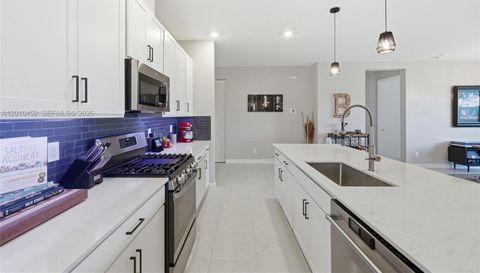 1902 Wandering Willow Way