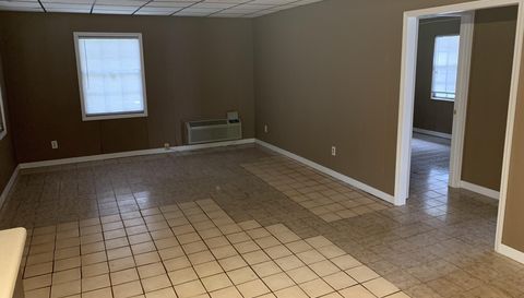 1838 NE 145th Avenue Rd