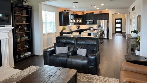 4145 Kyle's Landing Dr