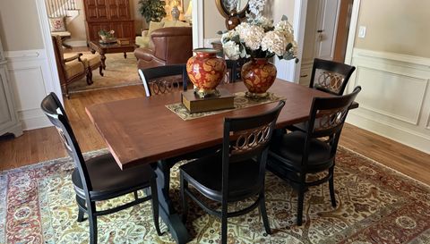 3294 Fox Hunt Trail NW