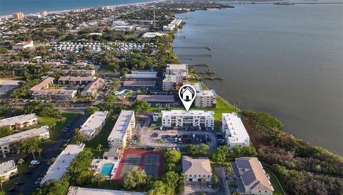 200 INTERNATIONAL DRIVE