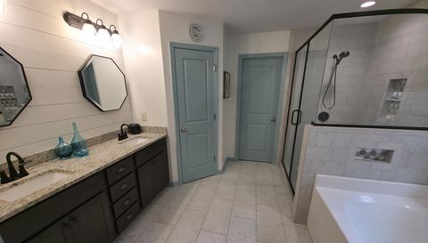 96 Oak Leaf Way