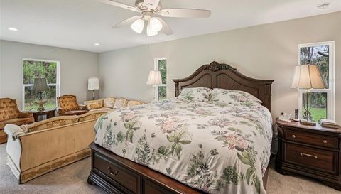 399 W MASSACHUSETTS ST