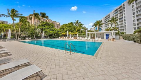 607 Ocean Dr