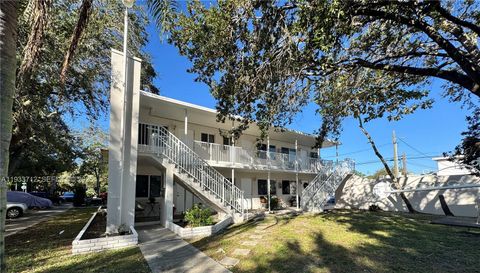 251 Hibiscus Dr