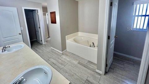 1003 Chisholm Estates