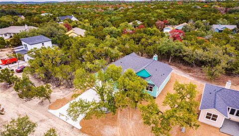 8 Huisache LN