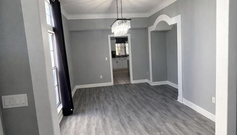 7823 Shane Ct
