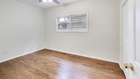 1359 W Hubbard Street