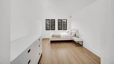 3434 W Palmer Street