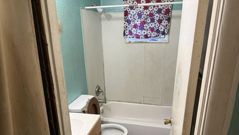 4800 Cottonwood Dr NW