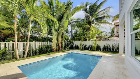 500 Ne Wavecrest Way