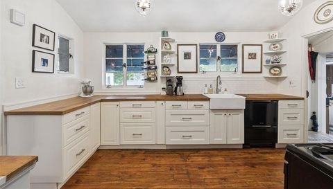 1541 WESTCHESTER AVENUE