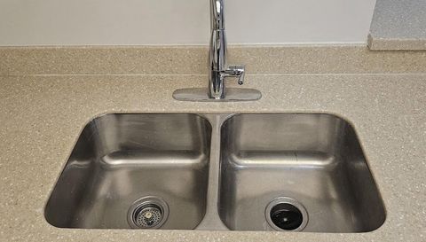 2033 SE 10th Ave Fort Lauderdale