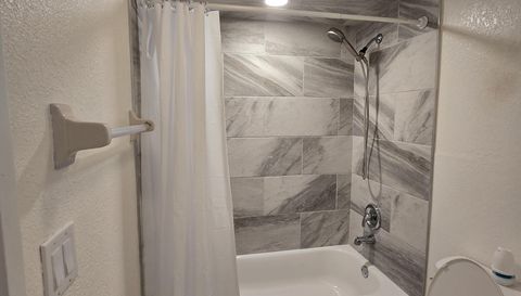 1282 Cypress Cove Ct