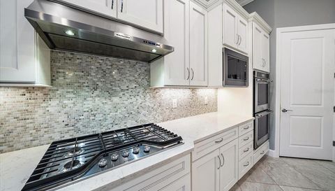 825 SEASCAPE PLACE