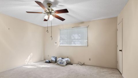 2572 Spring Valley Cir