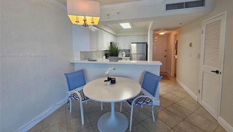 2501 N Ocean Dr