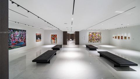 300 Biscayne Blvd Way