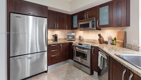 19900 W Country Club Dr