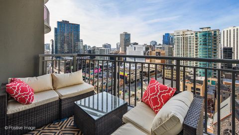 600 N Dearborn Street