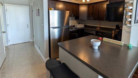 255 Dolphin Point