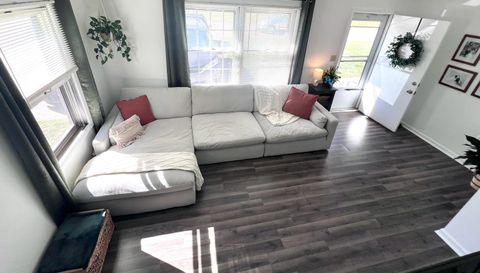 2613 HAWTHORNE Drive