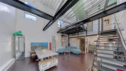 305 Jefferson Ave