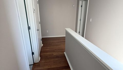 5922 Bartram Village Dr