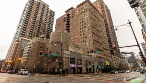 40 E 9th Street 1313