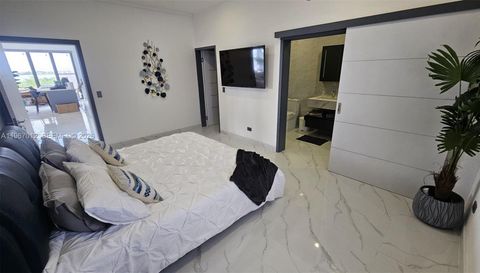 42A Barrier Reef Drive