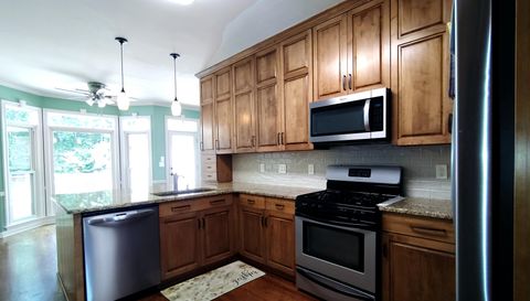 118 Crescent Dr