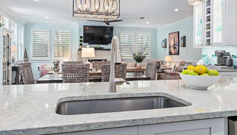 36 Hidden Treasure Dr