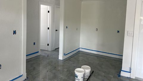 1736 Colorado Ave NE