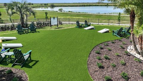 1090 SILVERLAKE BOULEVARD