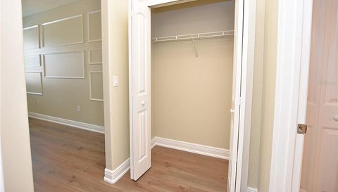 1977 WIND MEADOWS DRIVE