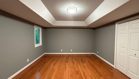 2528 Treetop Ln
