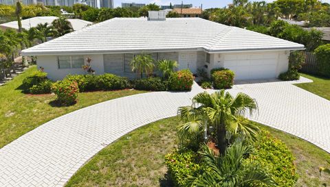 8 Castle Harbor Isle Dr
