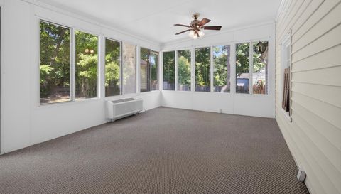 2805 Roland Rd