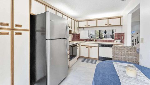 4575 Carambola Cir S