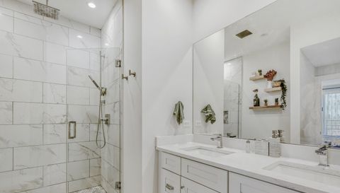 1707 S Jefferson Street