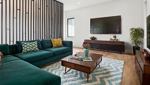 708 W KENTUCKY AVENUE