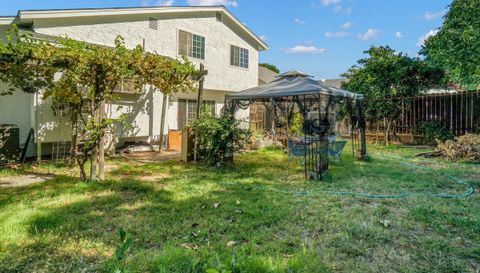 6308 Hillsdale Blvd