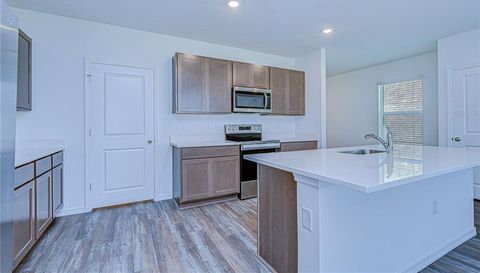 32463 WEATHERED OAK DRIVE