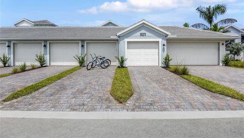 14271 Heritage Landing Boulevard