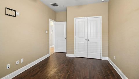 2124 Llerena Ln